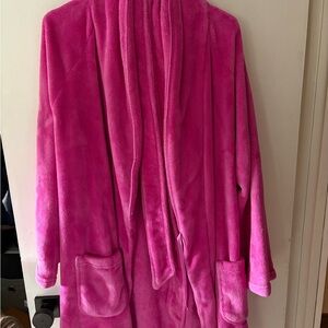 Victoria Secret Plush Pink Bathrobe